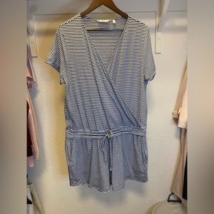 Vineyard vines romper